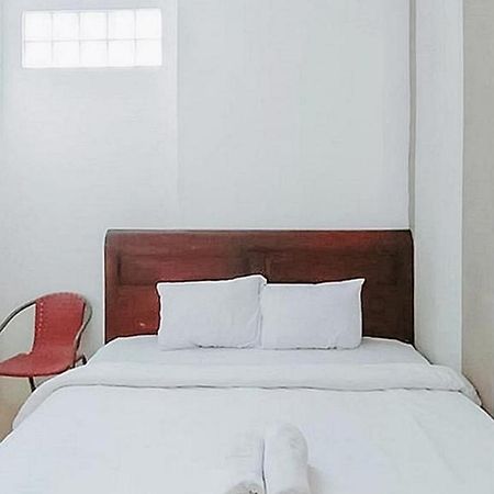 Reddoorz @ Tongas Probolinggo Hotel Екстериор снимка